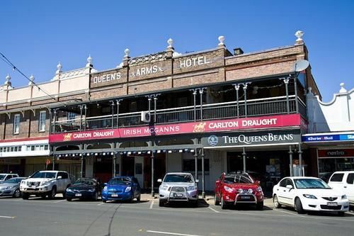 Queens Arms Hotel Roma Exterior photo